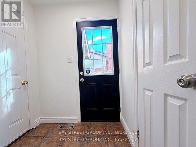 Photo du bâtiment - 1412 Peerless Ct