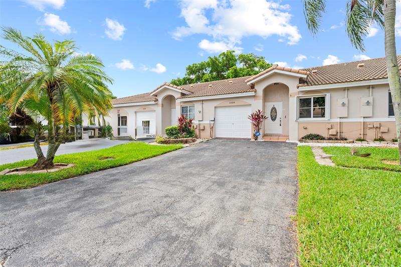 Primary Photo - 11424 SW 17th Ct