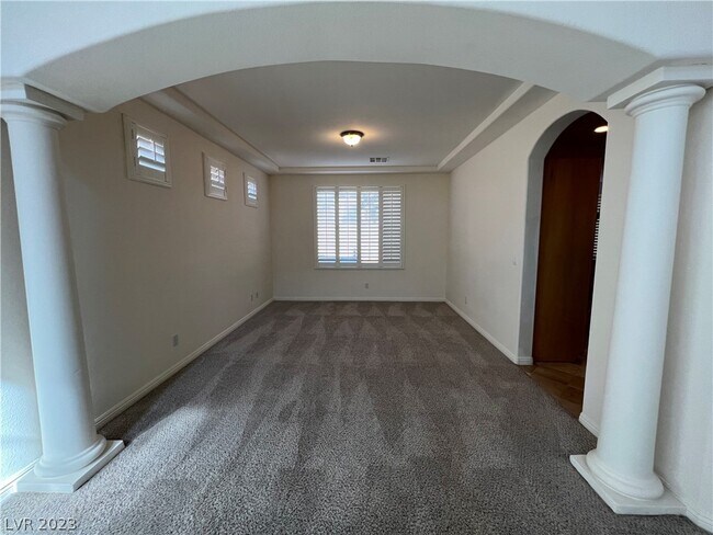 Foto del edificio - 6350 Tempting Choice Ave