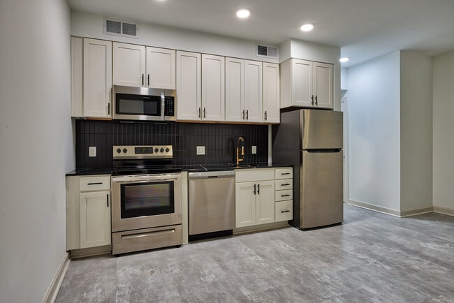 Building Photo - 142 West York