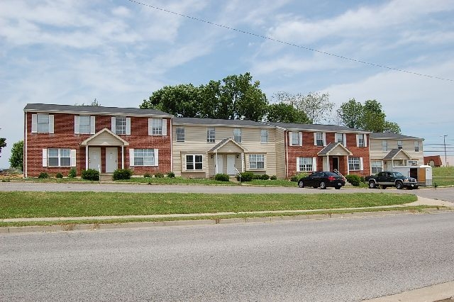 Primary Photo - Meadowlark Townhouses