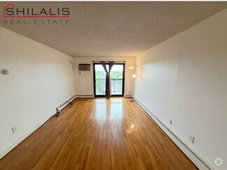 Building Photo - 166 Galen St