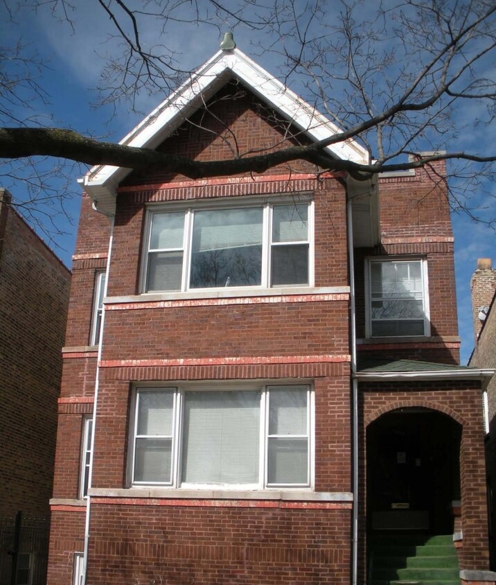 Foto principal - 1258 W Arthur Ave