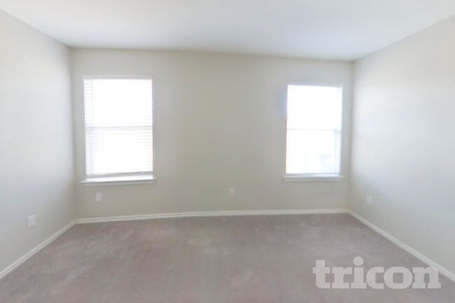 Building Photo - 302 Bird Dog Bend