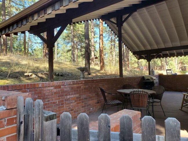 Building Photo - 29840 Ruby Ranch Rd