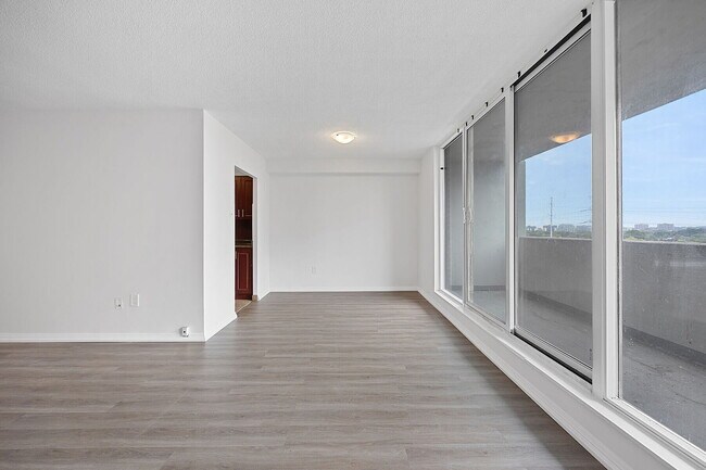 Building Photo - 100 Prudential Dr