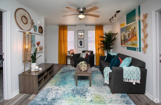 2BR,2BA-850SF - Campus West Apartments