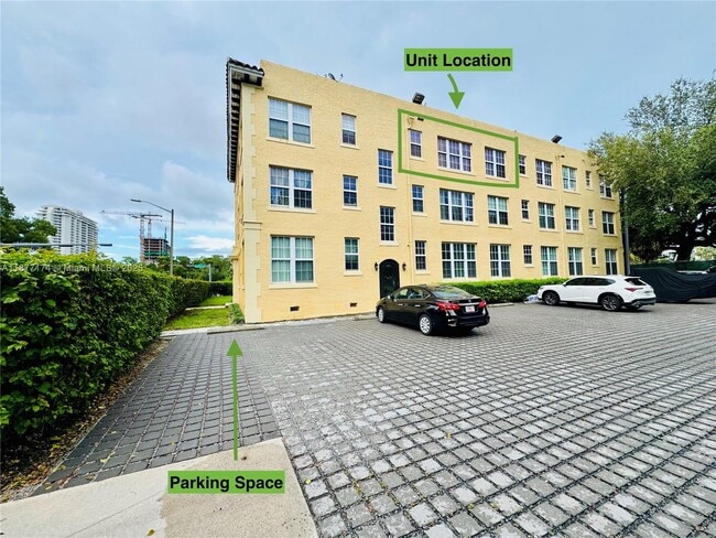 Building Photo - 3224 Biscayne Blvd
