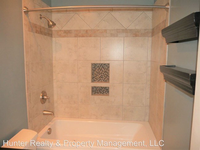 Building Photo - 3 br, 3 bath House - 2421 Tannery Trail