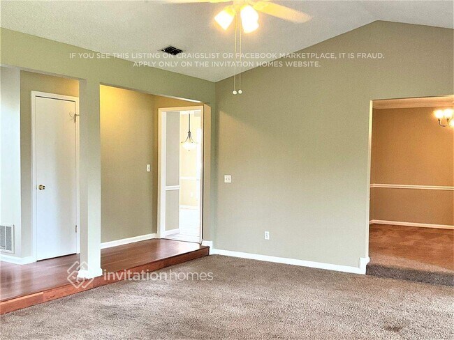 Building Photo - 2466 Ridgecrest Ave