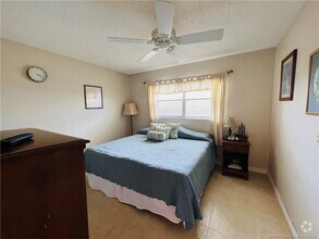 Building Photo - 7430 S Ocean Dr