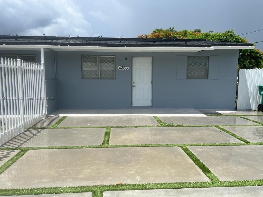 Foto principal - 11863 SW 213th St