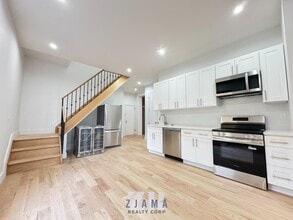 Building Photo - 1047 Bedford Ave