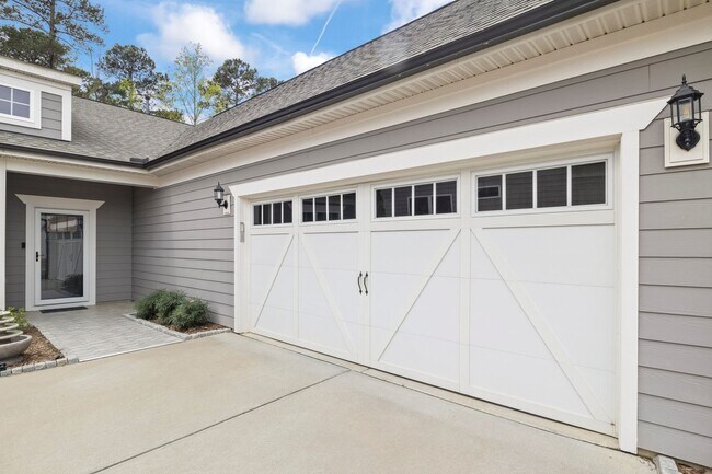 Building Photo - Fully Furnished Home in Del Webb - Wake Fo...
