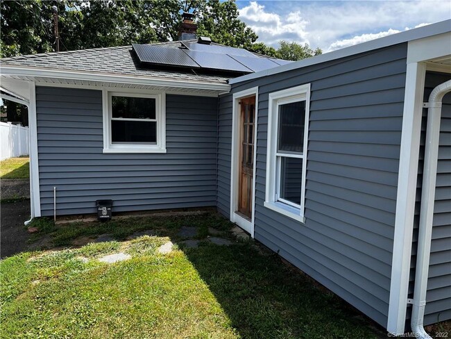 Foto del edificio - 245 Pershing Ave