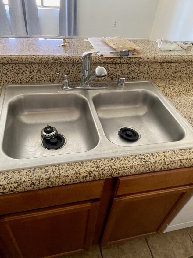 1136 W Blaine St Unit 203, Riverside, CA 92507 Apartments in