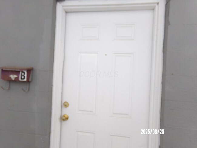 Foto del edificio - 1115 Walters St