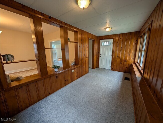 Foto del edificio - 486 Needham Ave