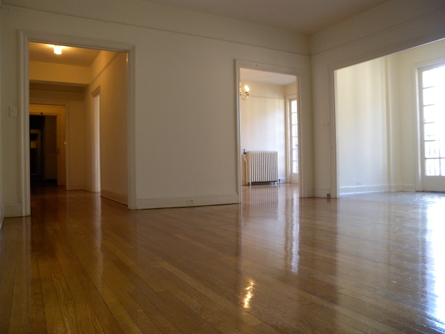 Living Room - 100 West University Apartments