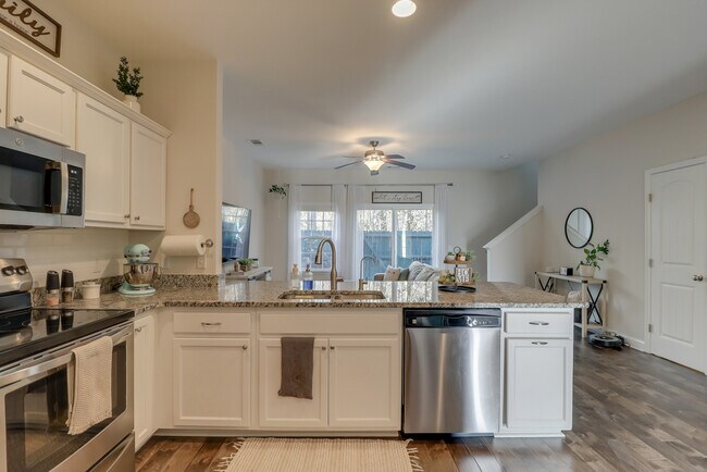 Foto del edificio - 413 Ferguson Ln