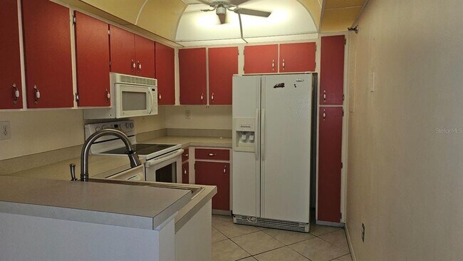 Foto del edificio - 21405 Olean Blvd