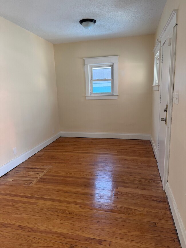 Foto del edificio - 3517 Garner Ave