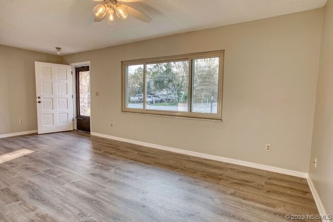 Building Photo - 2795 Nordman Ave