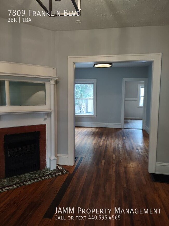 Building Photo - Beautiful 3bd 1ba brick townhome in Detroi...