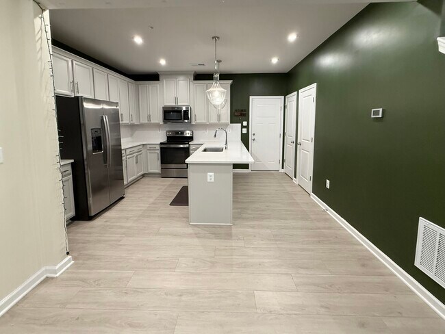 Building Photo - 803 Haversack Hunt Way