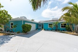 Building Photo - 4643 Bay Crest Dr