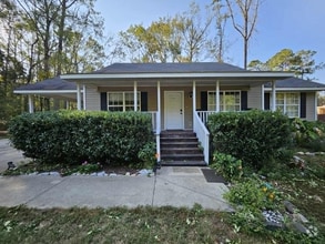 Building Photo - 4331 Roswell Dr