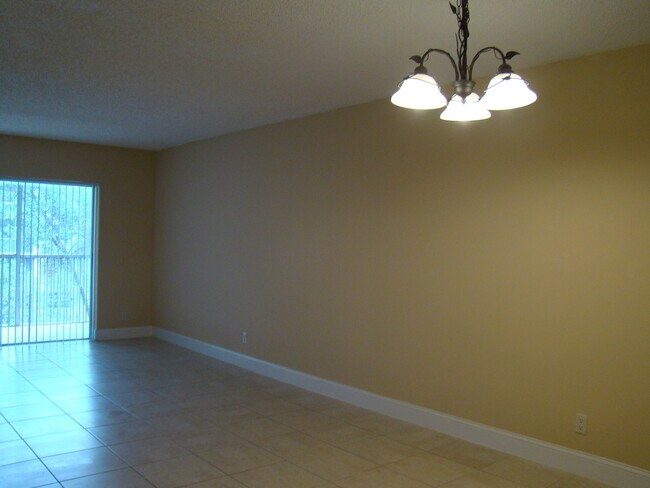 Foto del edificio - Get 1 Month FREE Rent – Limited Time!