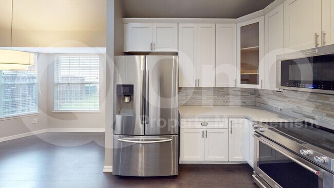 Foto del edificio - 6201 Grantham Dr