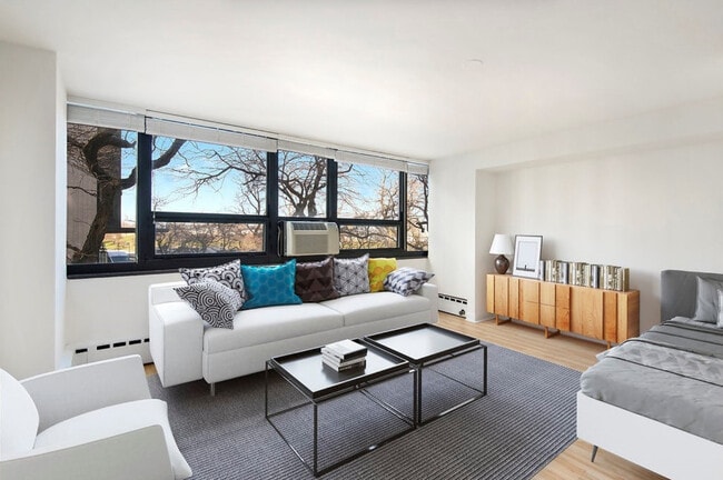 Building Photo - 3130 N. Lake Shore Drive