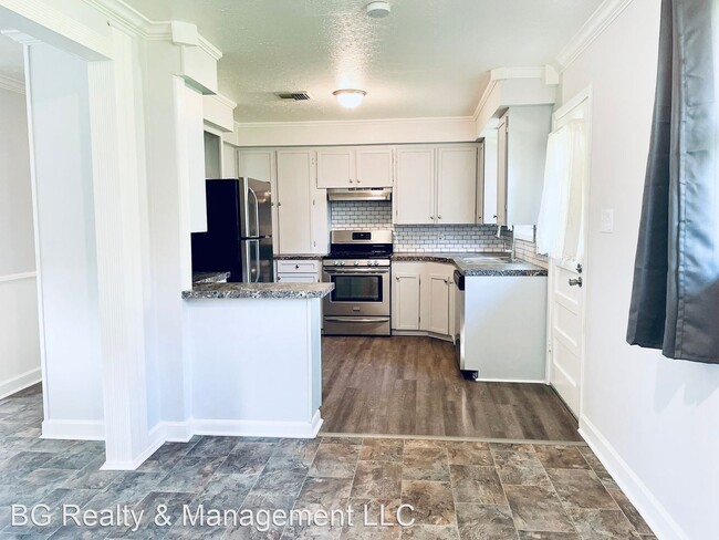 Building Photo - 3 br, 1.5 bath House - 109 Birch Drive