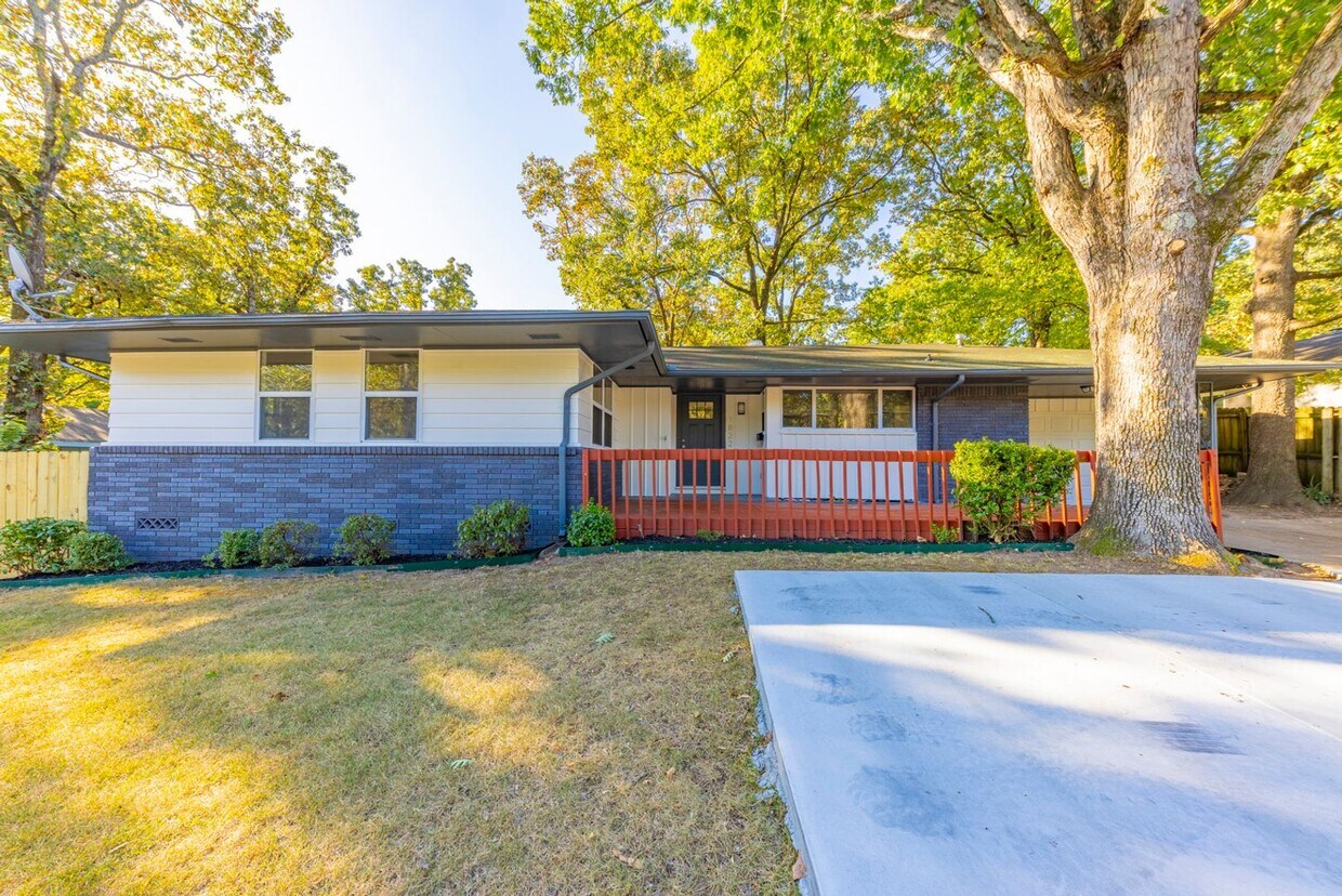 Primary Photo - Welcome home!
