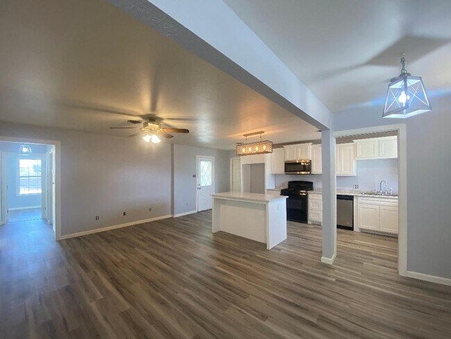 Foto del edificio - 426 E 50th St