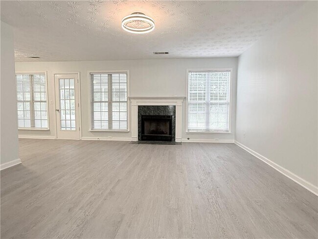 Foto del edificio - 3058 Arden Ridge Terrace