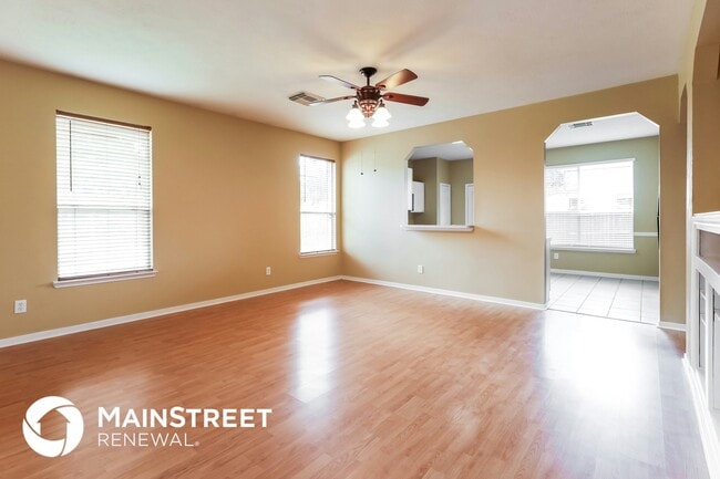 Building Photo - 918 Chapwood Ct