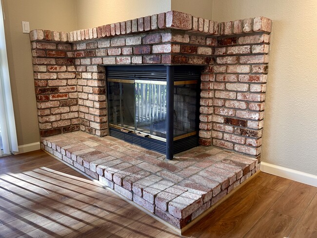 Building Photo - 310 Blanchard Ln