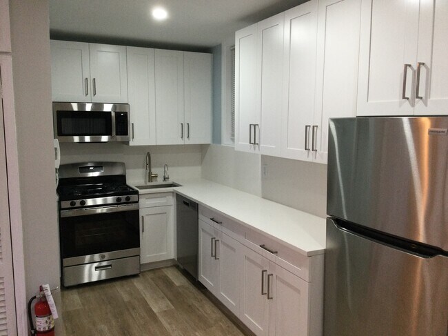 New Kitchen - 202 48th St