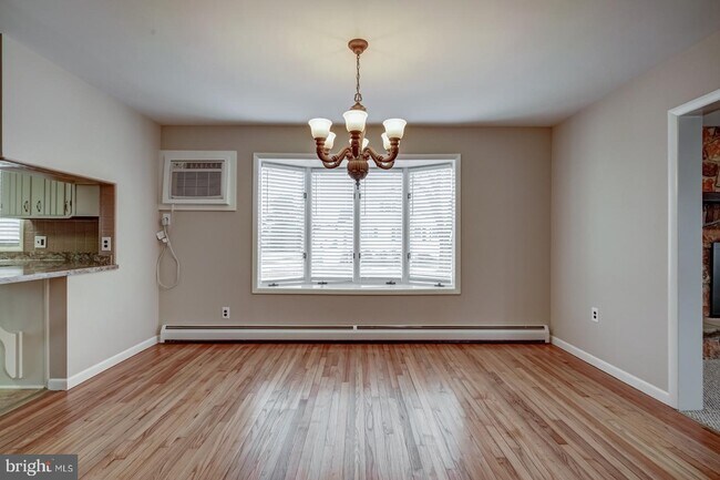 Foto del edificio - 575 Pleasant Mills Rd