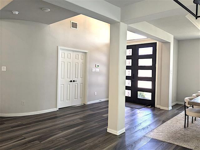 Foto del edificio - 1912 Ordonez Dr