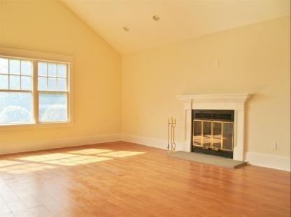 Foto del edificio - 9 Juniper Ln