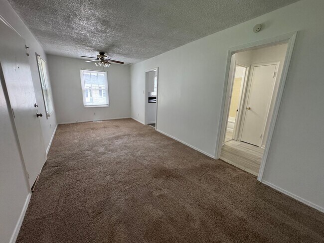 Foto del edificio - Greenwood 3 Bedroom 2 Bath