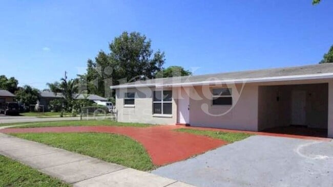 Building Photo - 1751 NW 35th Way