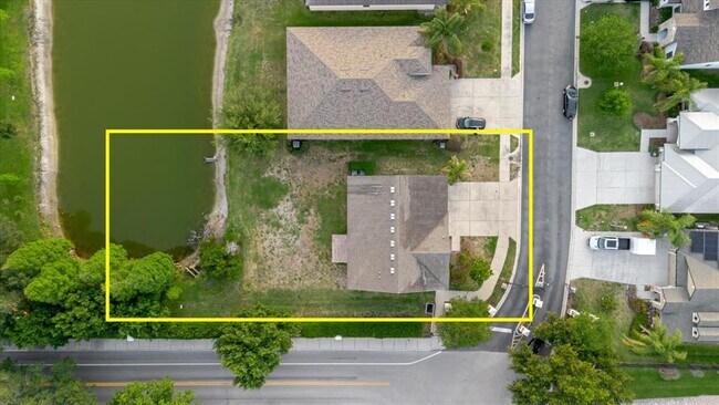 Building Photo - 1389 Heritage Landings Dr
