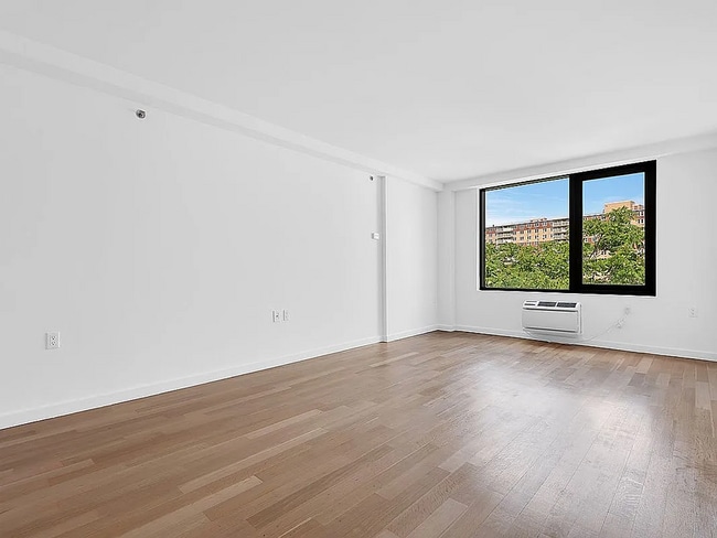 Photo - 91-16 Shore Front Pkwy Apartment