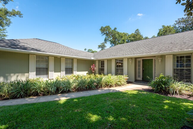 Photo - 119 Rio Pinar Dr House