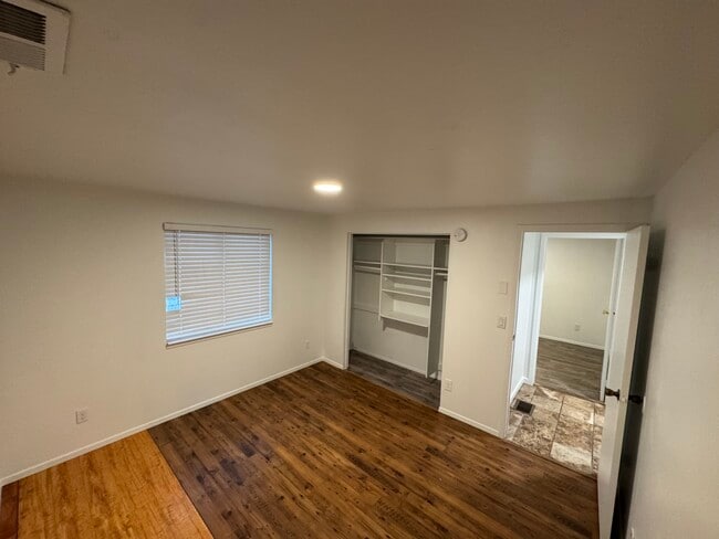 Building Photo - 54 W 300 S St